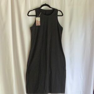 HALARA Black Sleeveless Sheath Midi Dress